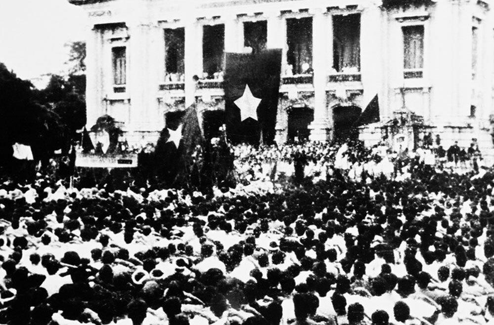 PHÁT HUY TINH THẦN CÁCH MẠNG THÁNG TÁM, KHƠI DẬY KHÁT VỌNG XÂY DỰNG QUÊ HƯƠNG TIÊN TIẾN GIÀU ĐẸP, VĂN MINH