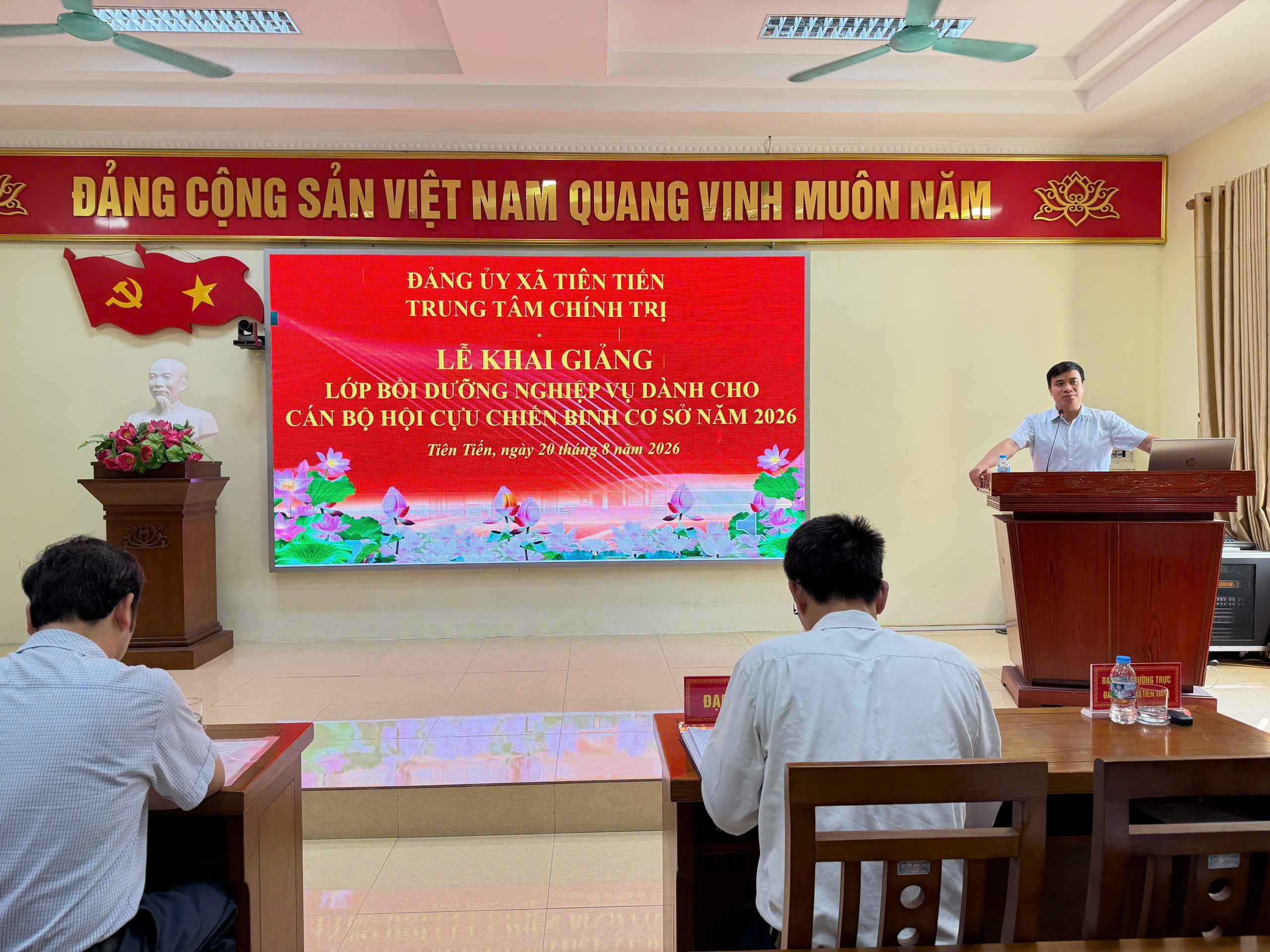 TRUNG TÂM CHÍNH TRỊ XÃ TIÊN TIẾN KHAI GIẢNG LỚP BỒI DƯỠNG NGHIỆP VỤ CÁN BỘ HỘI CỰU CHIẾN BINH CƠ SỞ NĂM 2026