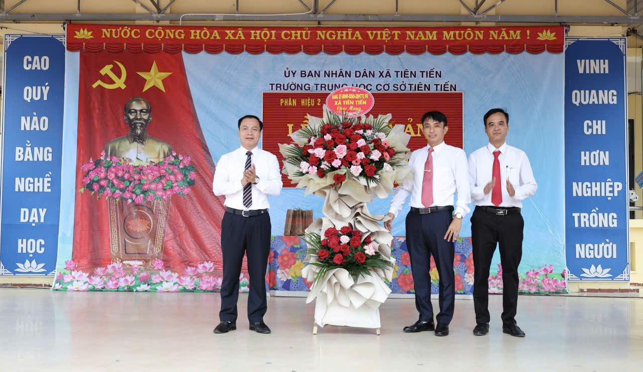 CÁC TRƯỜNG HỌC TRÊN ĐỊA BÀN XÃ TIÊN TIẾN TƯNG BỪNG KHAI GIẢNG NĂM HỌC 2026–2027