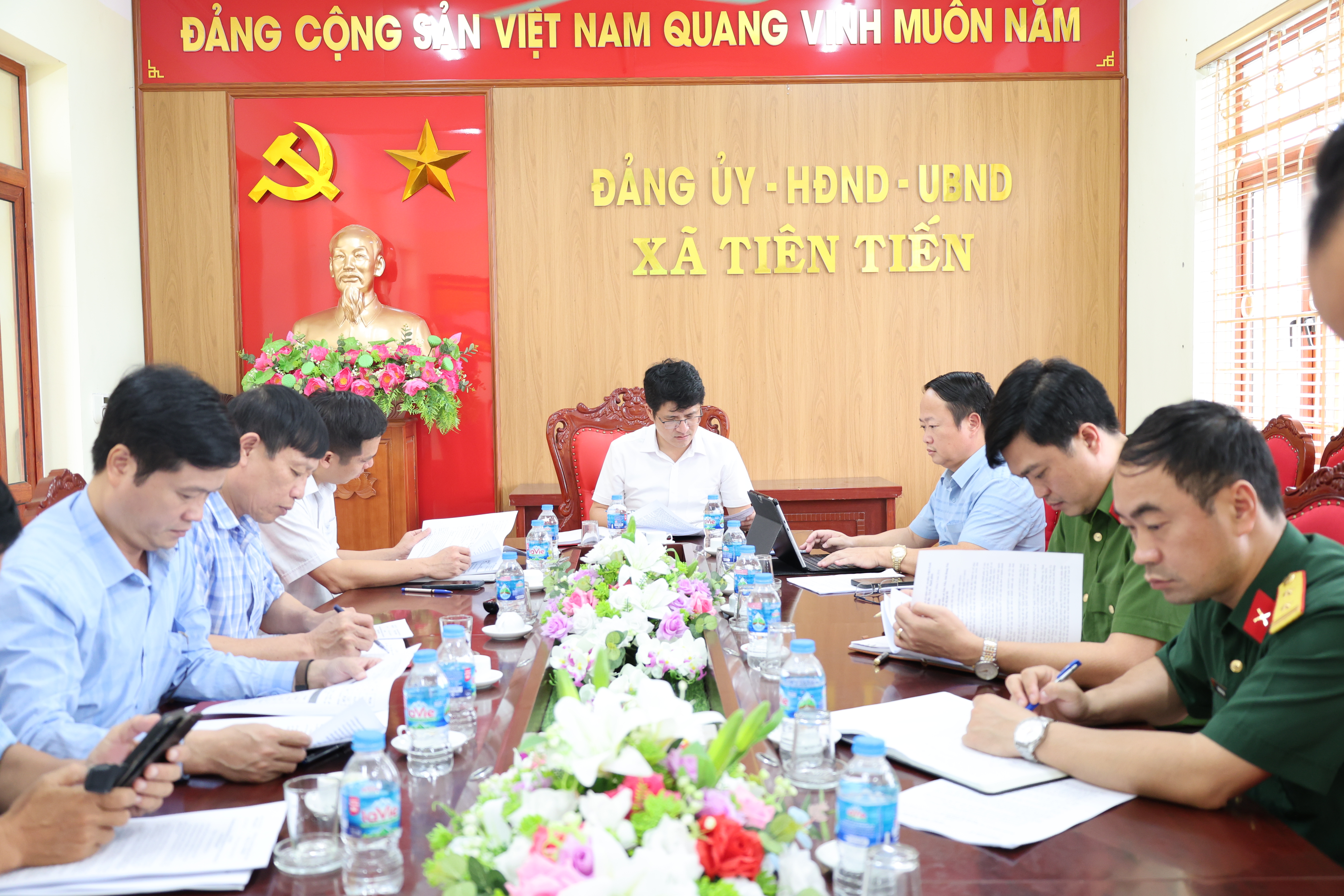 UỶ BAN NHÂN DÂN XÃ TIÊN TIẾN TỔ CHỨC HỘI NGHỊ LẤY Ý KIẾN VÀO ĐỀ ÁN CÔNG NHẬN XÃ ĐẠT TIÊU CHÍ ĐÔ THỊ LOẠI III