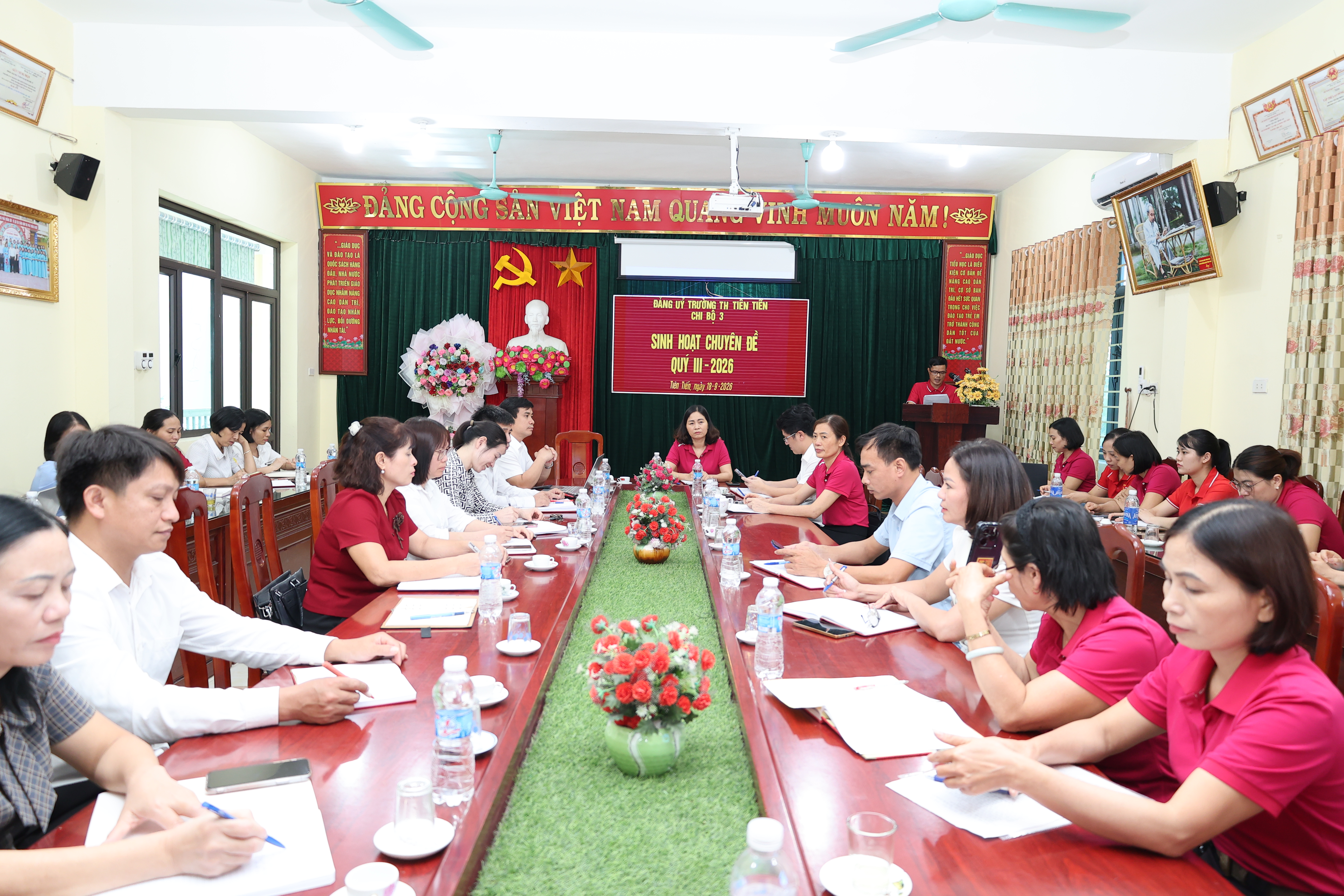 CHI BỘ 3 TRƯỜNG TIỂU HỌC TIÊN TIẾN TỔ CHỨC SINH HOẠT CHUYÊN ĐỀ QUÝ III NĂM 2026