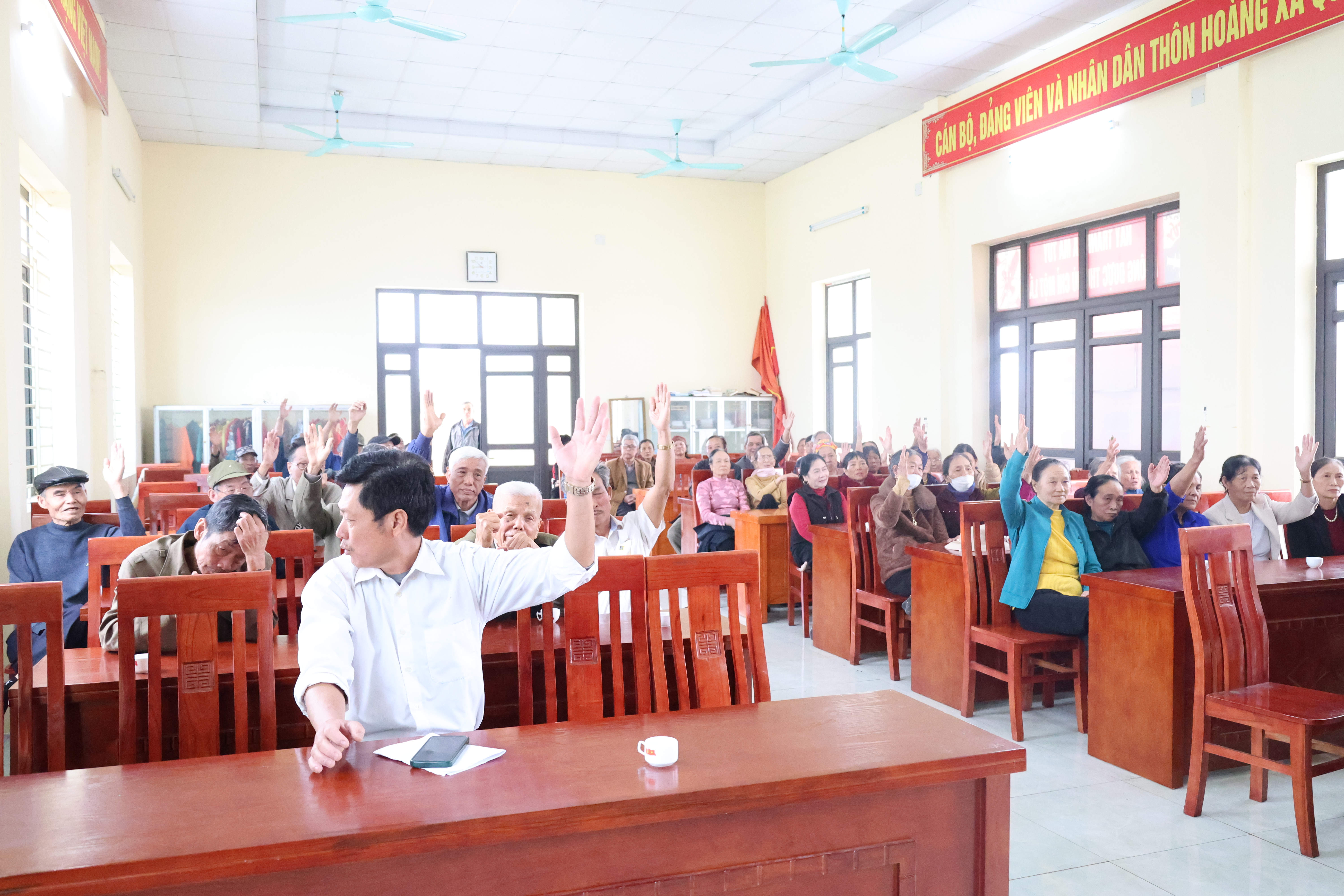Hội nghị lấy ý kiến nhận xét và tín nhiệm của cử tri nơi cư trú đối với người ứng cử đại biểu HĐND xã Tiên Tiến, nhiệm kỳ 2026 – 2031