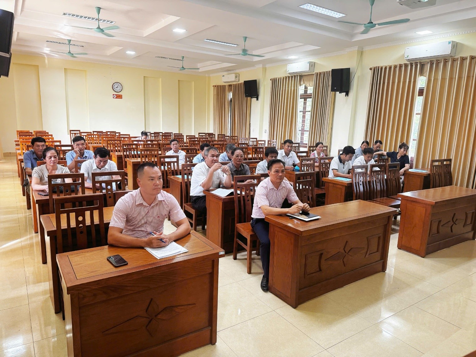 Phòng giao dịch Ngân hàng CSXH Phù Cừ tập huấn vai trò của Trưởng thôn trong hoạt động tín dụng chính sách