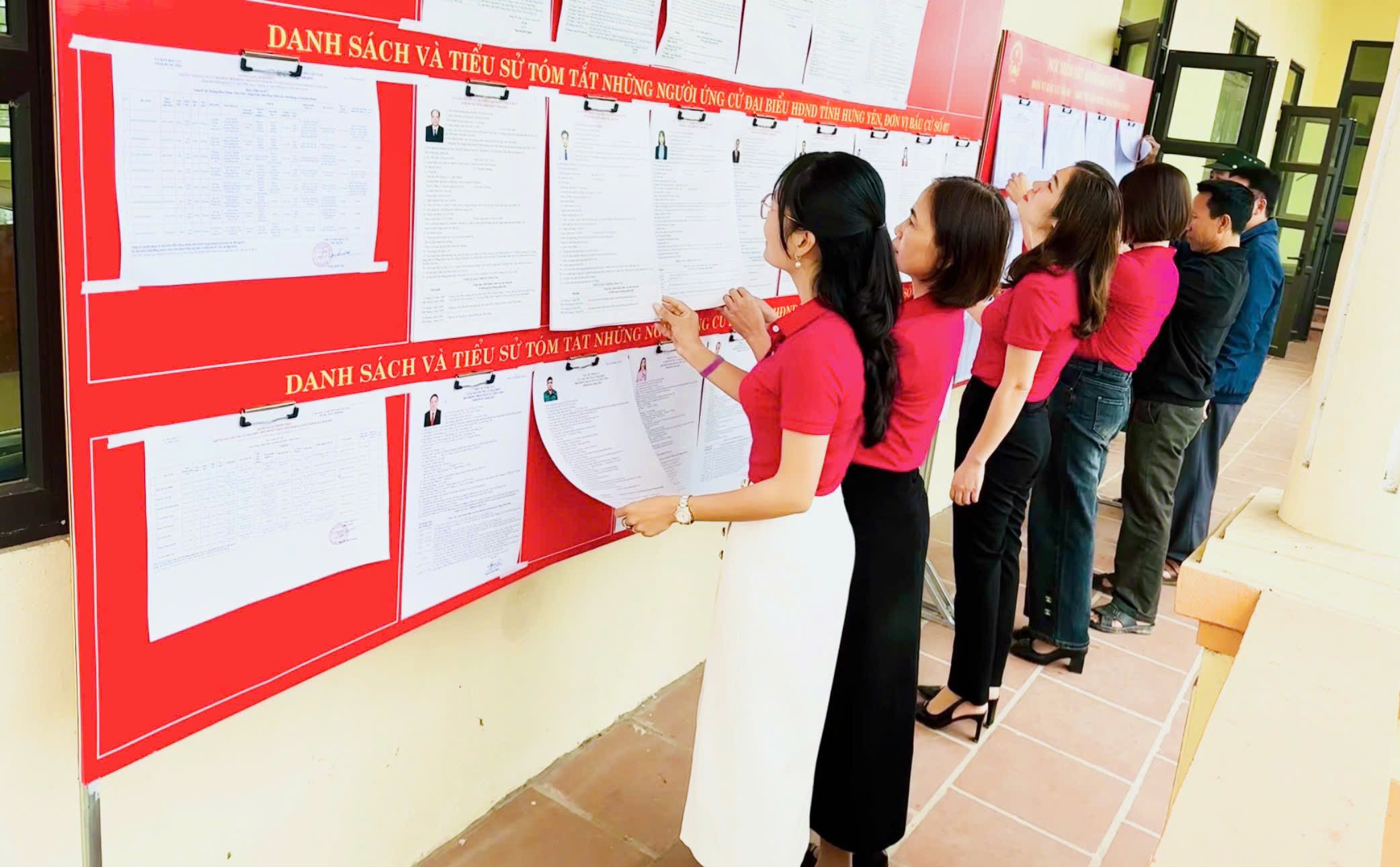 CỬ TRI XÃ TIÊN TIẾN NÊU CAO TRÁCH NHIỆM, LỰA CHỌN SÁNG SUỐT ĐẠI BIỂU PHỤC VỤ NHÂN DÂN