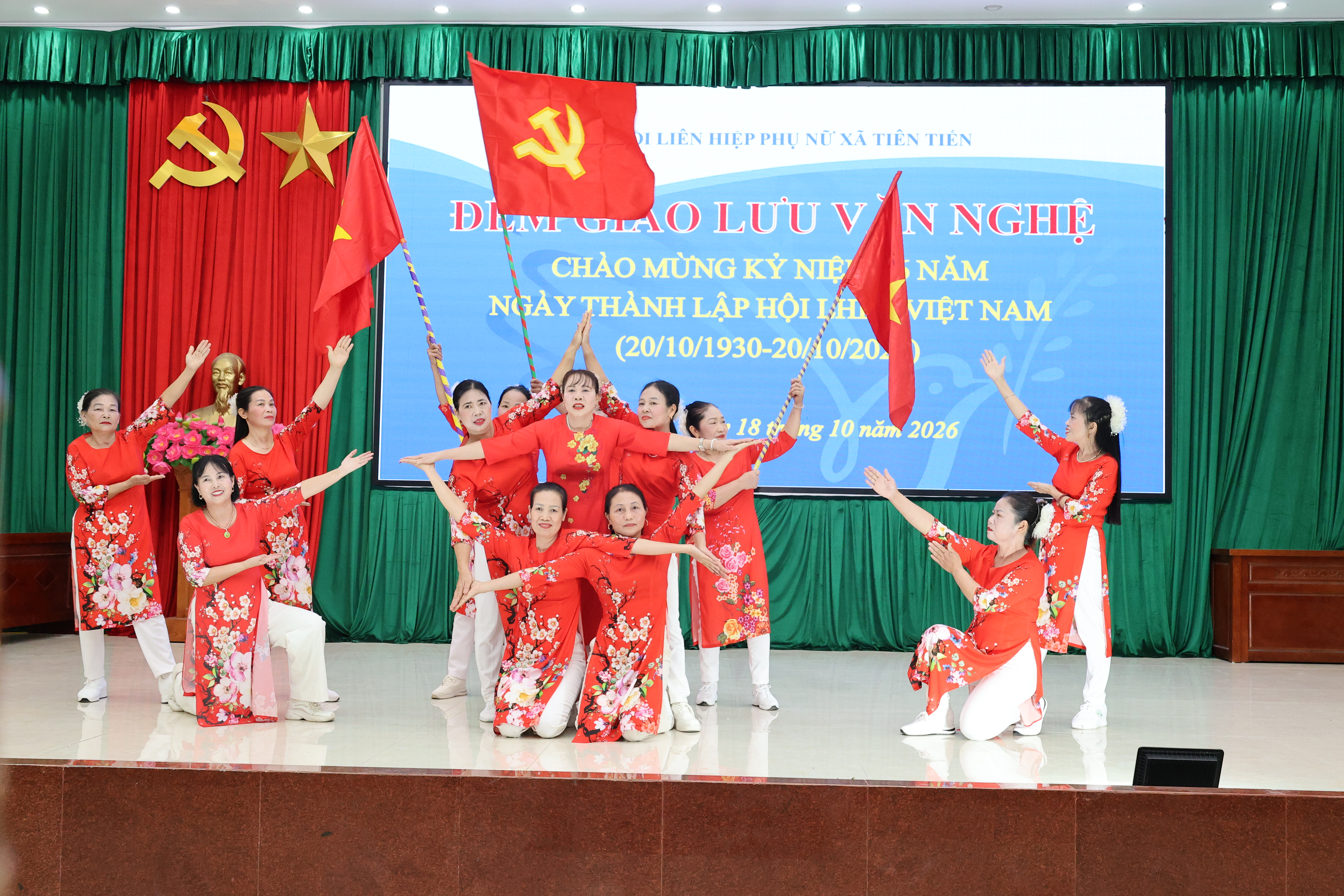 XÃ TIÊN TIẾN TỔ CHỨC ĐÊM LIÊN HOAN VĂN NGHỆ CHÀO MỪNG KỶ NIỆM 96 NĂM NGÀY THÀNH LẬP HỘI LIÊN HIỆP PHỤ NỮ VIỆT NAM (20/10/1930 – 20/10/2026)